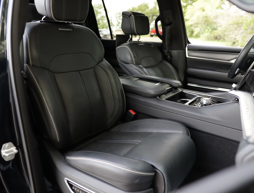 Used 2024 Jeep Grand Wagoneer Series II Obsidian w/ Quick Order Packagew 28T AWD/4WD image 51