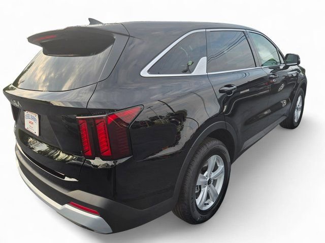 New 2026 Kia Sorento LX image 13