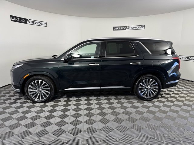 Used 2024 Hyundai Palisade Calligraphy image 3