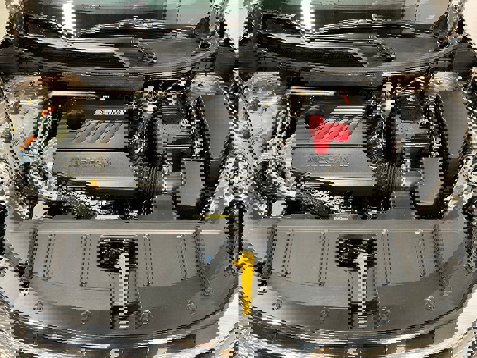 Used 2025 Nissan Rogue SL image 9