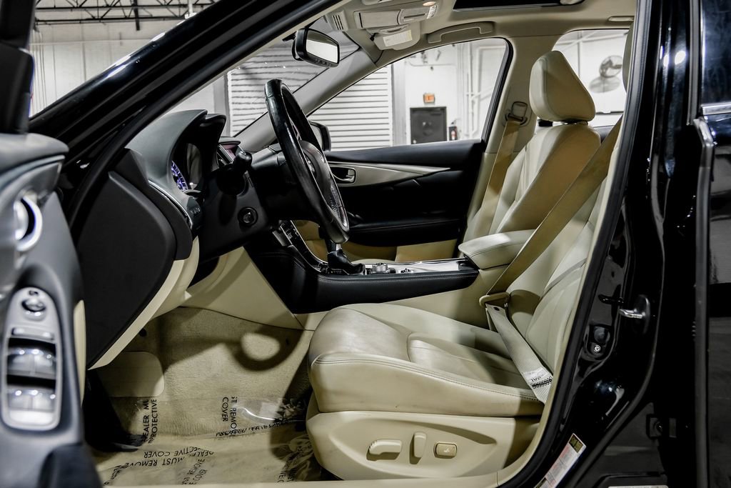 Used 2016 INFINITI Q50 3.0t Premium w/ 3.0T Premium Plus Package image 34