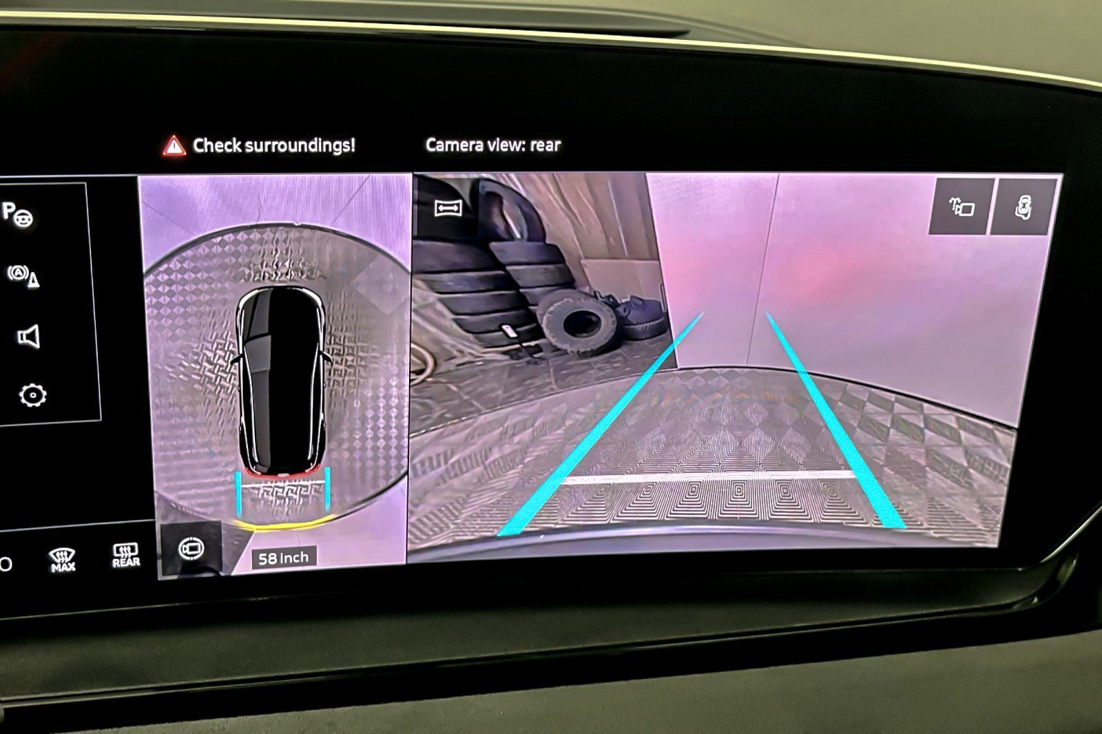 Used 2025 Audi SQ6 e-tron Premium Plus w/ Premium Plus image 19