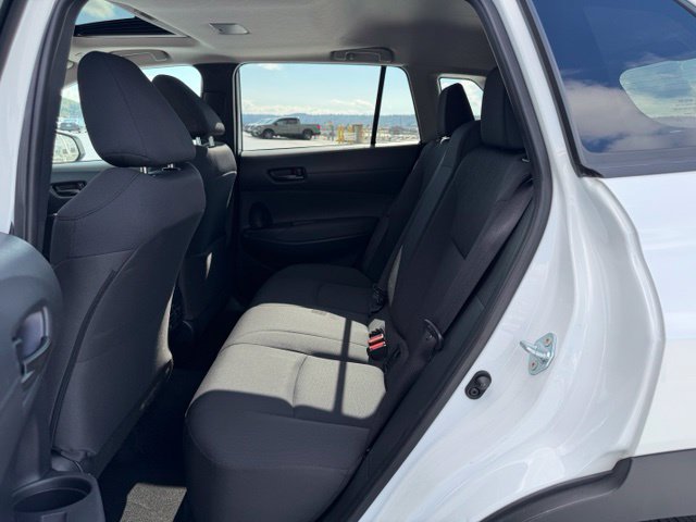 Used 2024 Toyota Corolla Cross LE w/ Moonroof Package AWD/4WD image 9