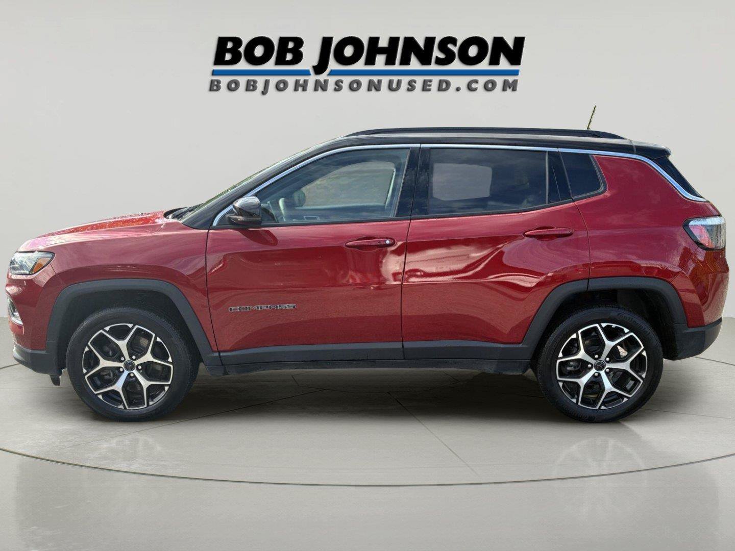 Used 2025 Jeep Compass Limited AWD/4WD image 4