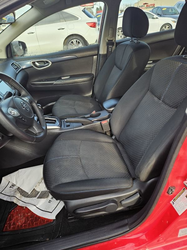 Used 2019 Nissan Sentra SR image 16