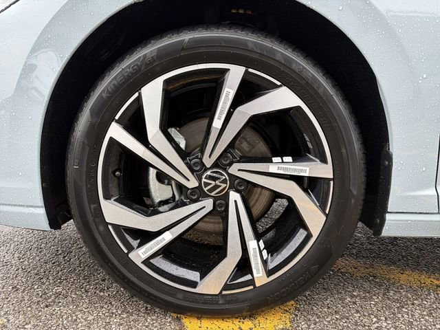 New 2026 Volkswagen Jetta SEL image 11