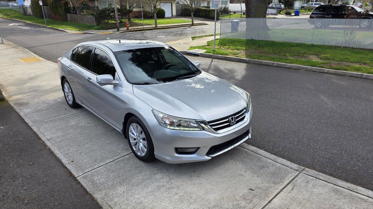 Used 2014 Honda Accord Touring image 3