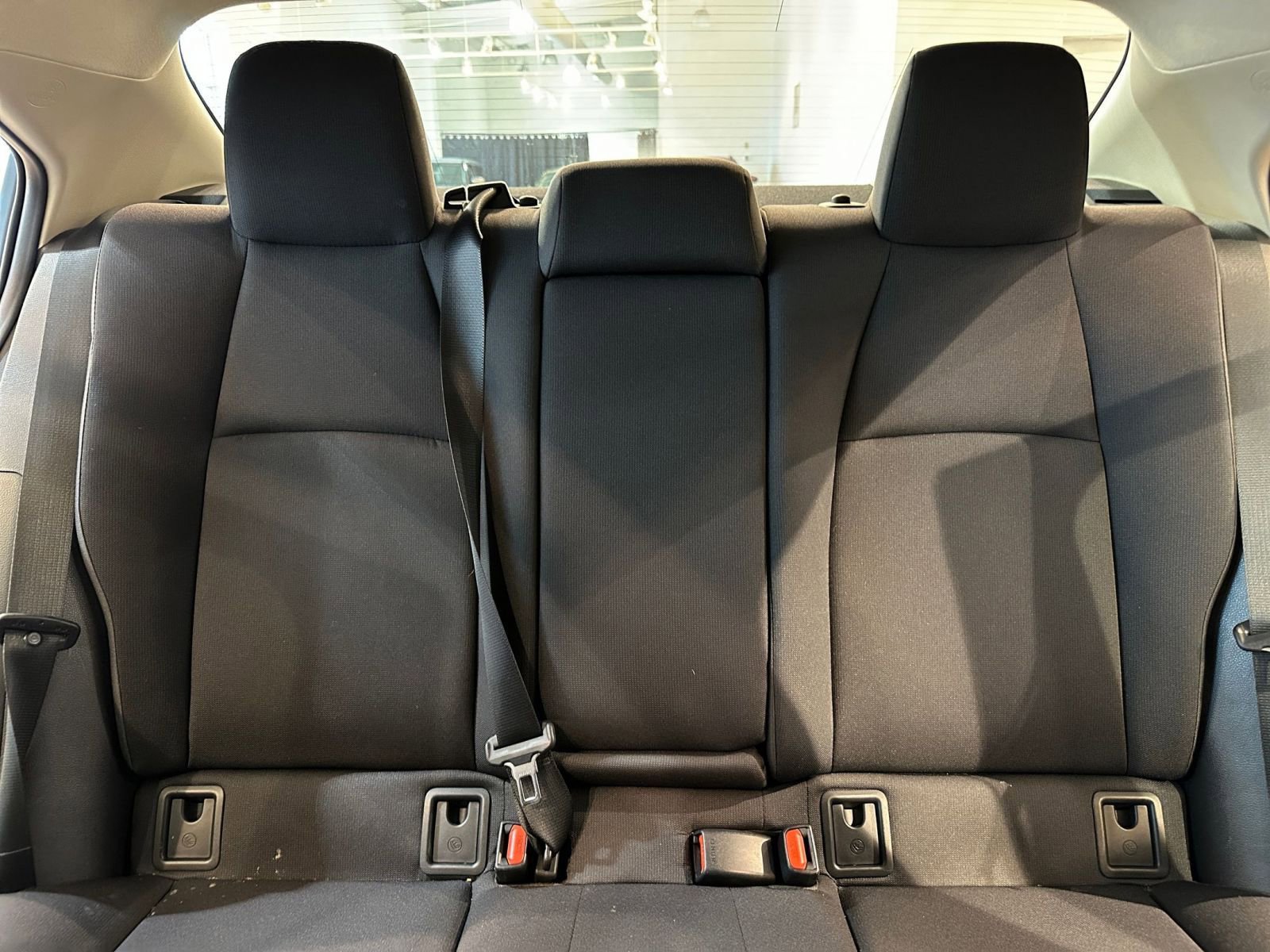 Used 2025 Toyota Corolla LE image 39