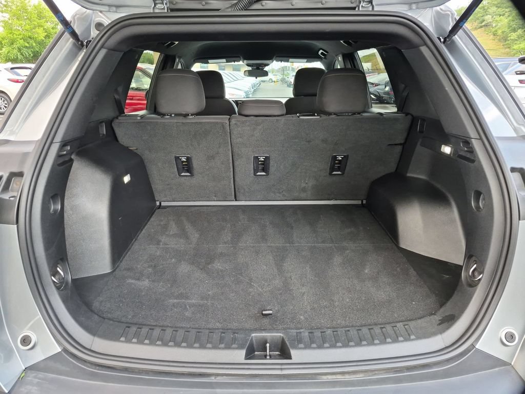 Used 2025 Chevrolet Equinox LT AWD/4WD image 29