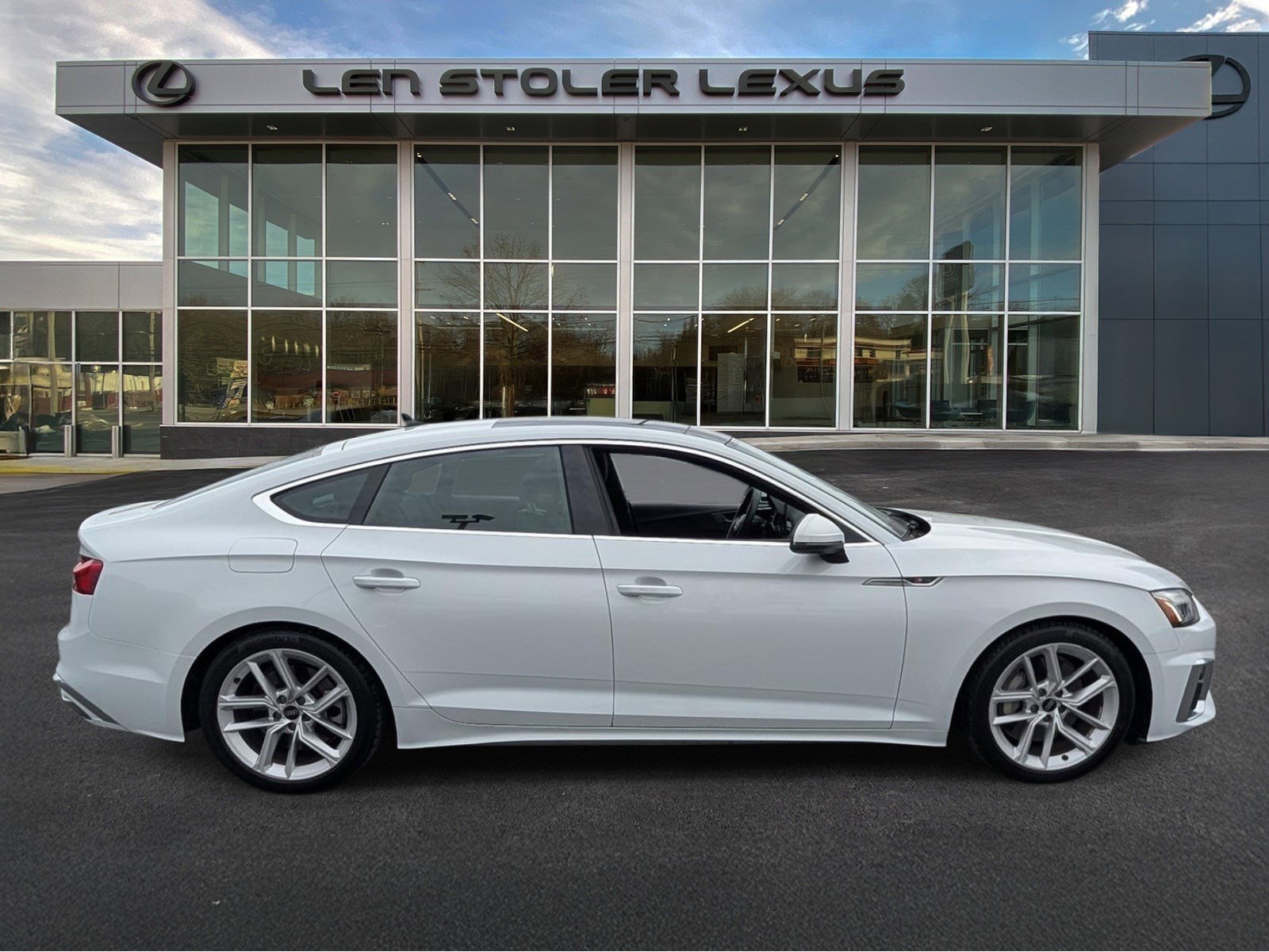 Used 2024 Audi A5 2.0T Premium Plus image 2