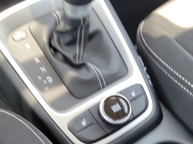 New 2026 Hyundai Venue SEL FWD image 18
