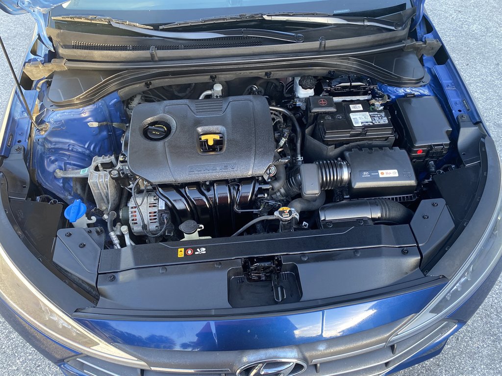 Used 2019 Hyundai Elantra SEL FWD image 25