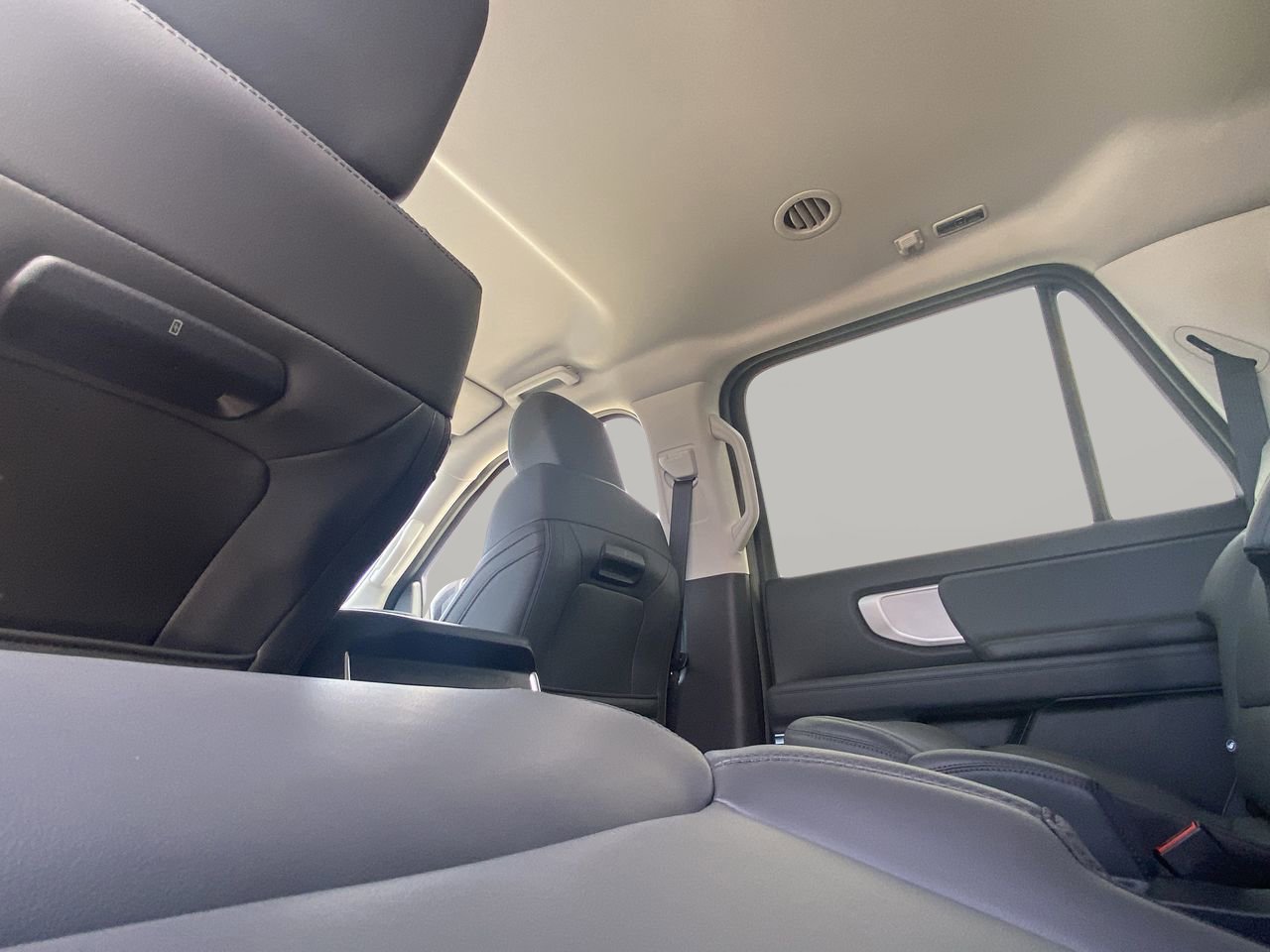 New 2026 Ford Expedition Max Active image 16