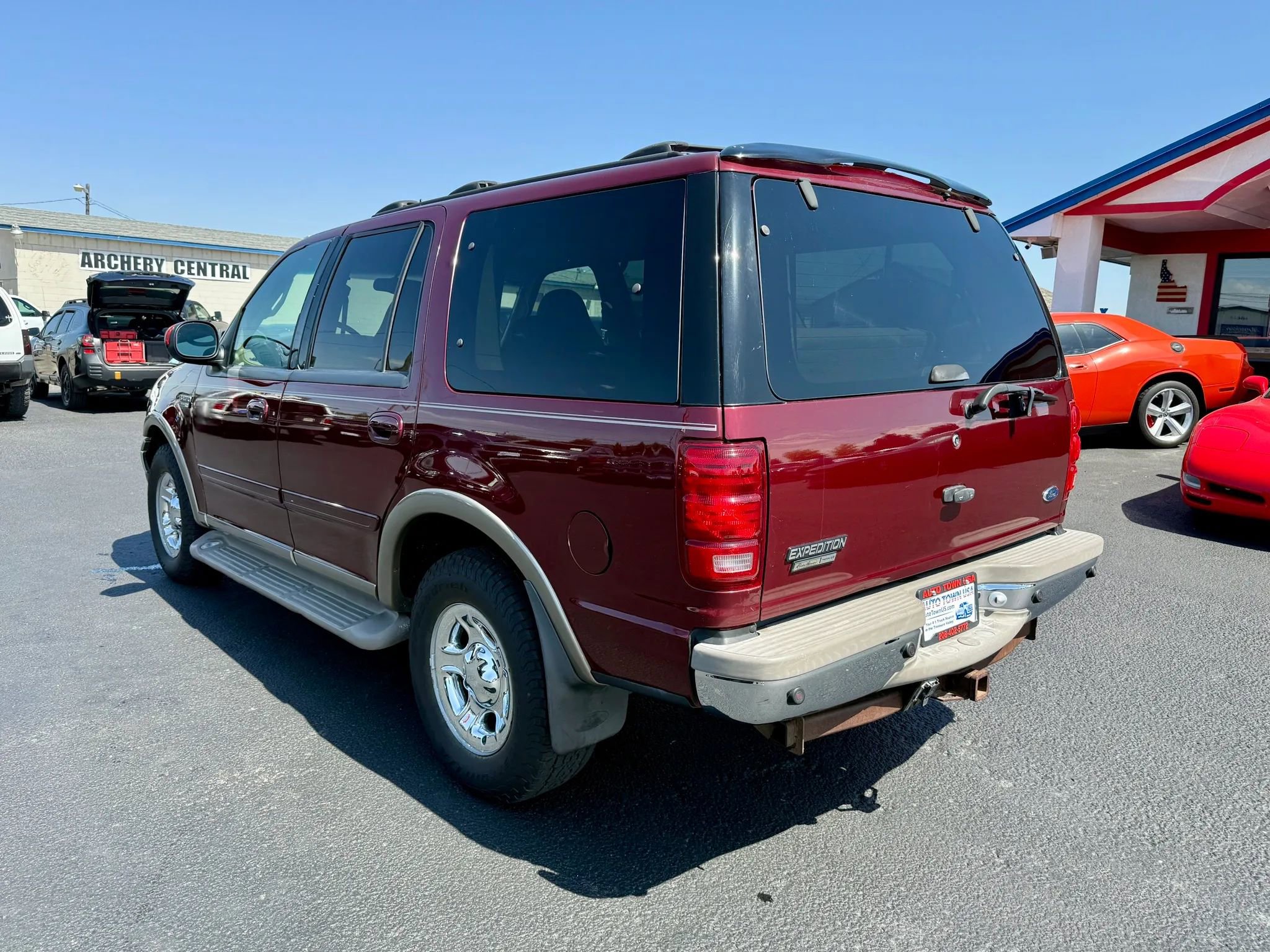 Used 2000 Ford Expedition Eddie Bauer AWD/4WD image 3