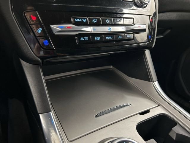 Used 2022 Ford Explorer Limited image 17