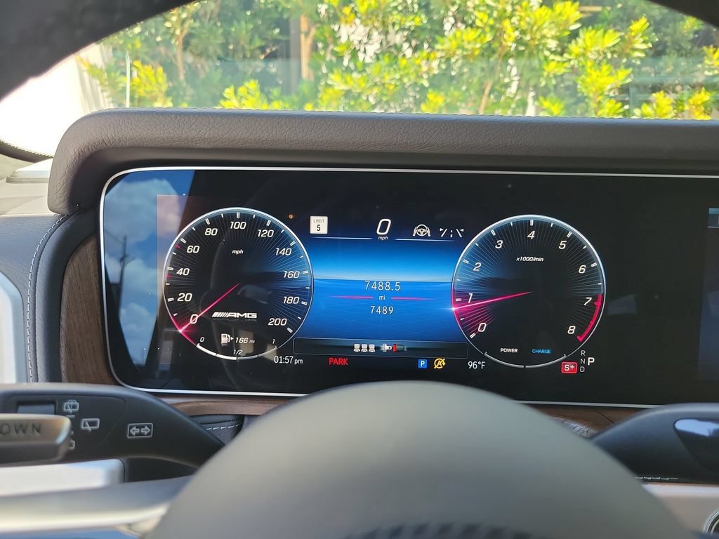 Used 2025 Mercedes-Benz G 63 AMG 4MATIC image 23