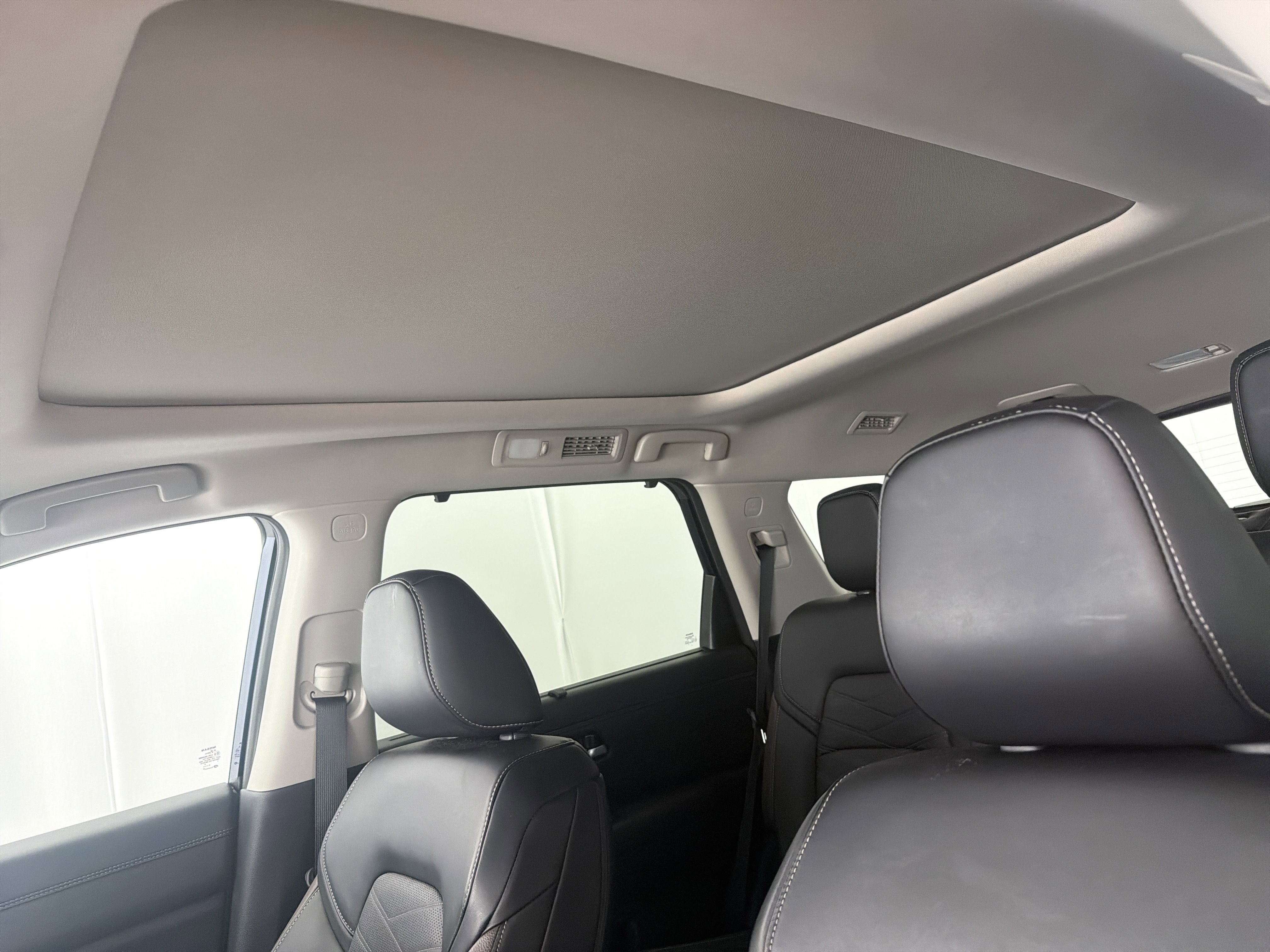 Used 2024 Nissan Pathfinder Platinum w/ Cargo Package image 17