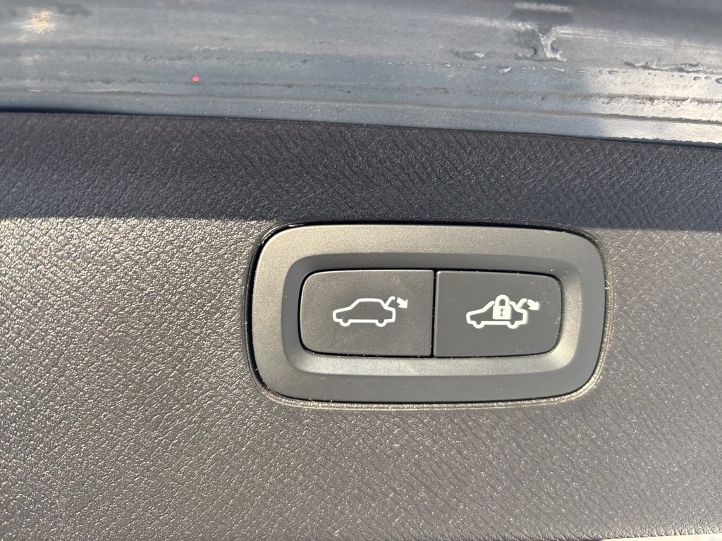 Used 2020 Volvo XC90 T6 Inscription w/ Protection Package Premier image 49