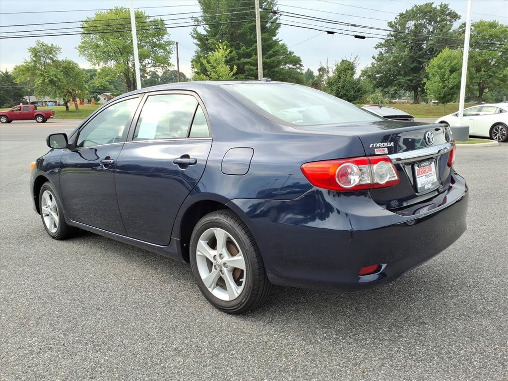 Used 2013 Toyota Corolla LE w/ Premium Pkg FWD image 12