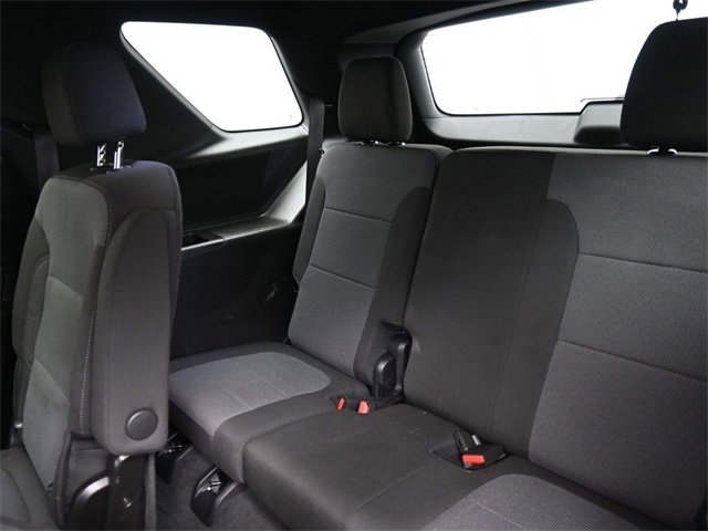 Used 2023 Chevrolet Traverse LT image 20