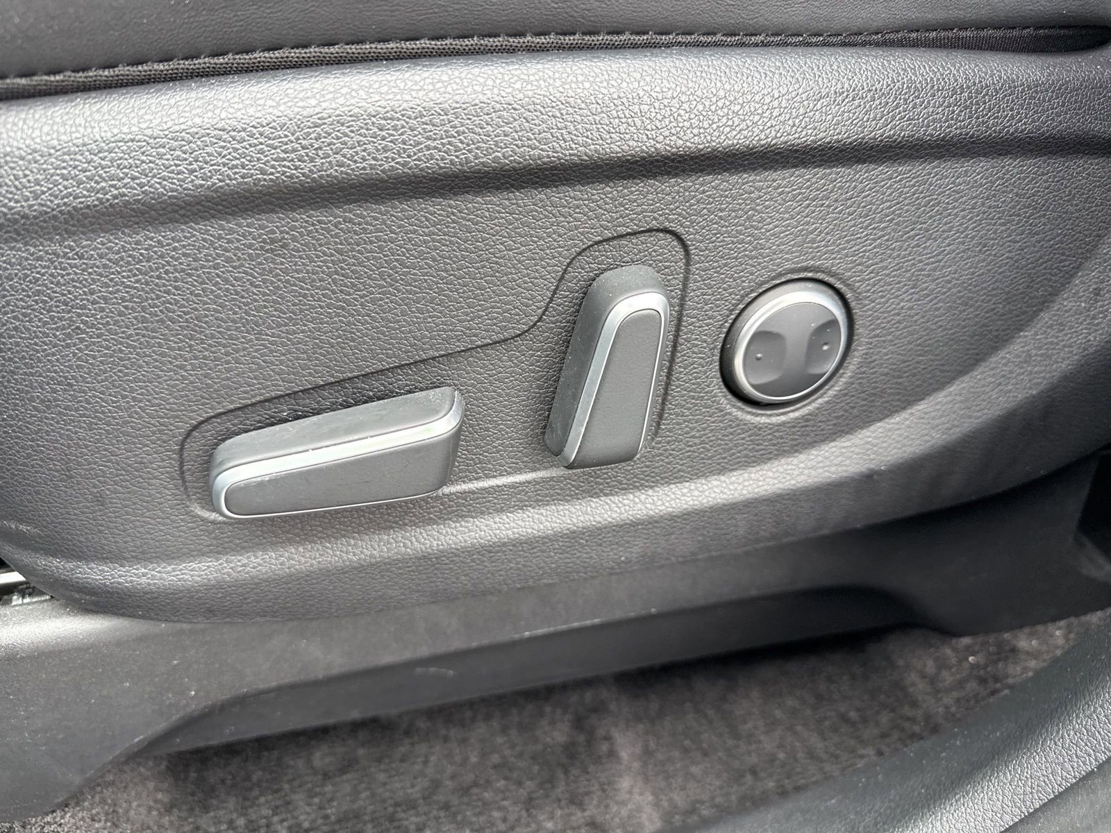 Used 2025 Hyundai Palisade SEL image 22