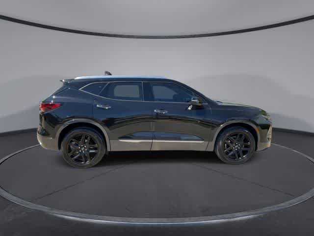 Used 2023 Chevrolet Blazer Premier w/ Enhanced Convenience Package FWD image 5