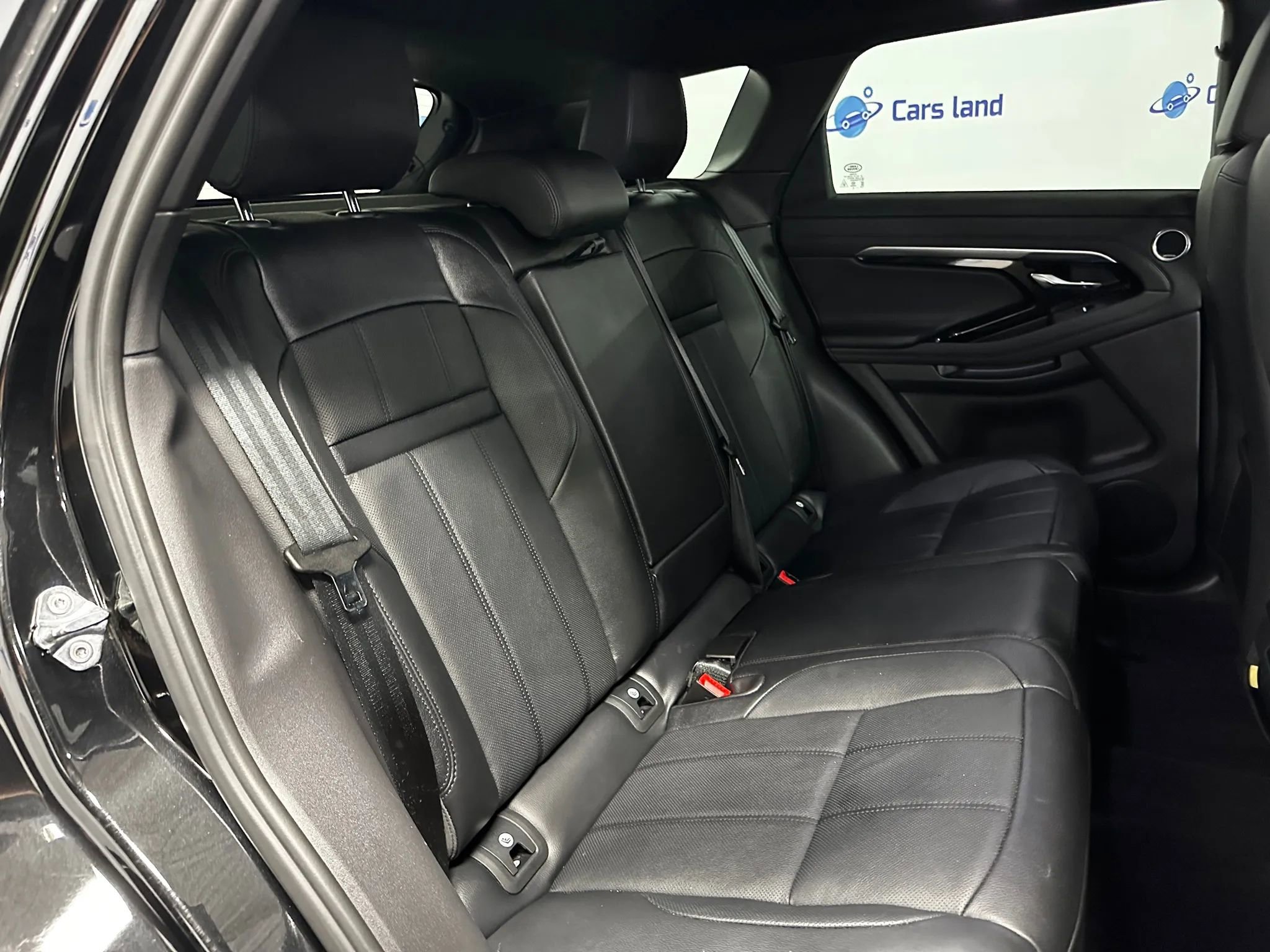 Used 2022 Land Rover Range Rover Evoque R-Dynamic S image 24