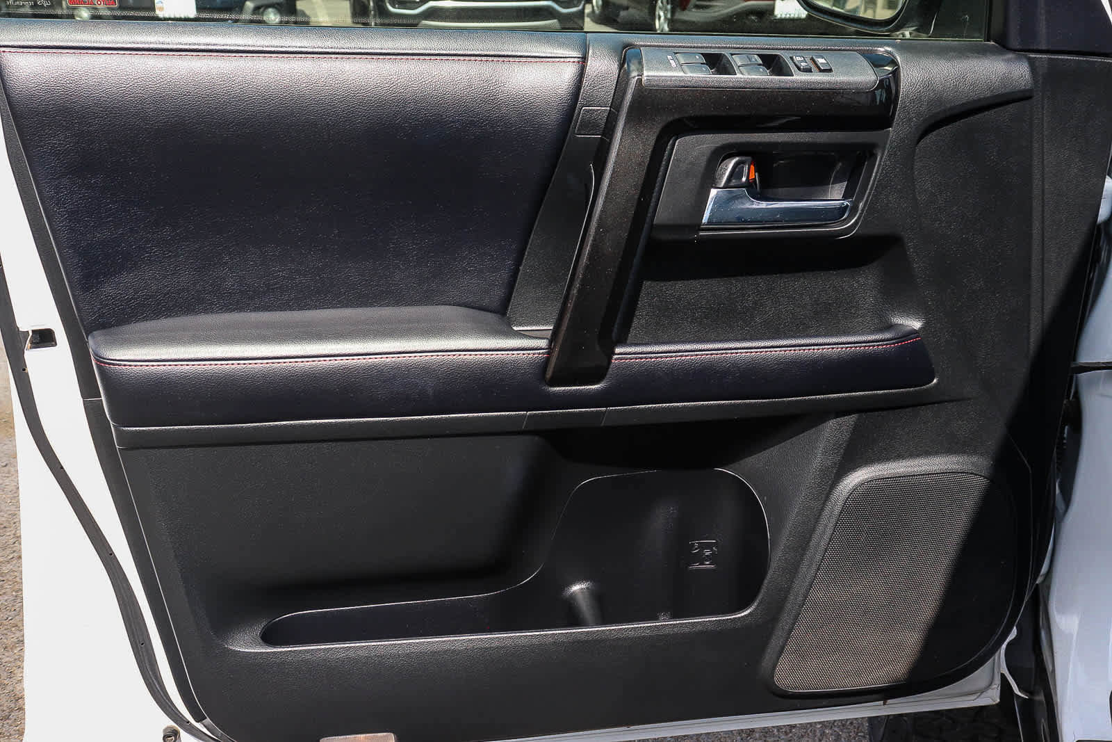 Used 2019 Toyota 4Runner TRD Off-Road Premium AWD/4WD image 33