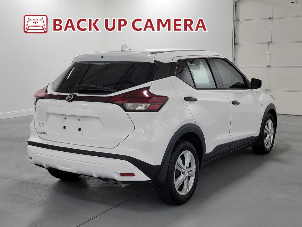 Used 2022 Nissan Kicks S FWD image 9