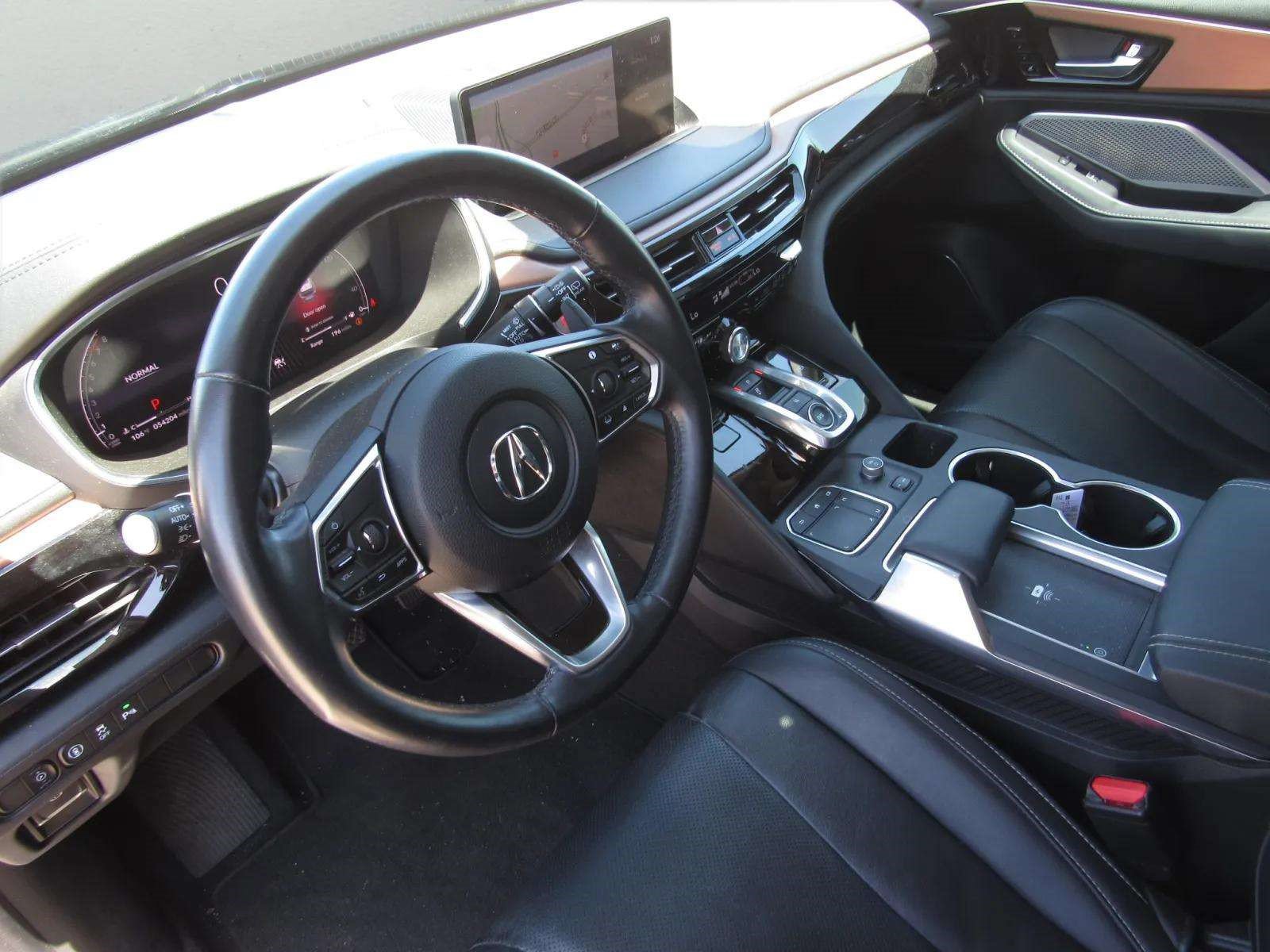 Certified 2022 Acura MDX w/ Technology Package FWD image 17