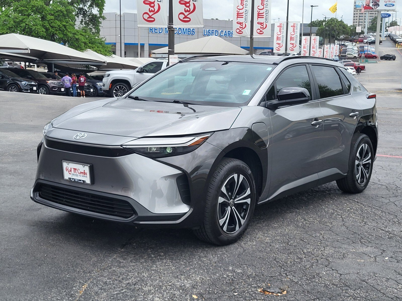 Used 2024 Toyota bZ4X AWD image 8
