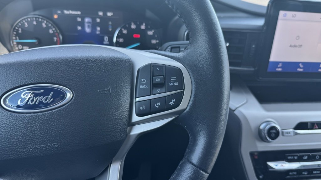 Used 2023 Ford Explorer XLT w/ Equipment Group 202A image 25