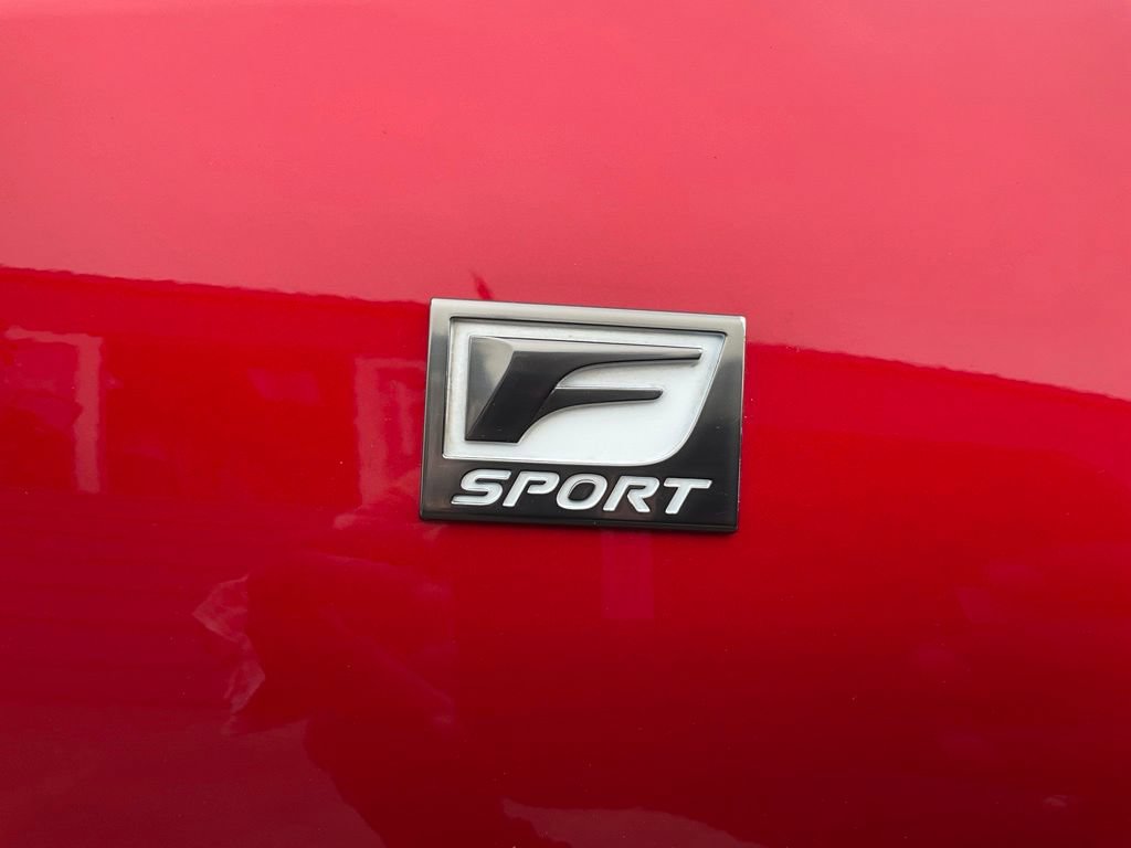 Used 2016 Lexus RC 200t RWD image 57