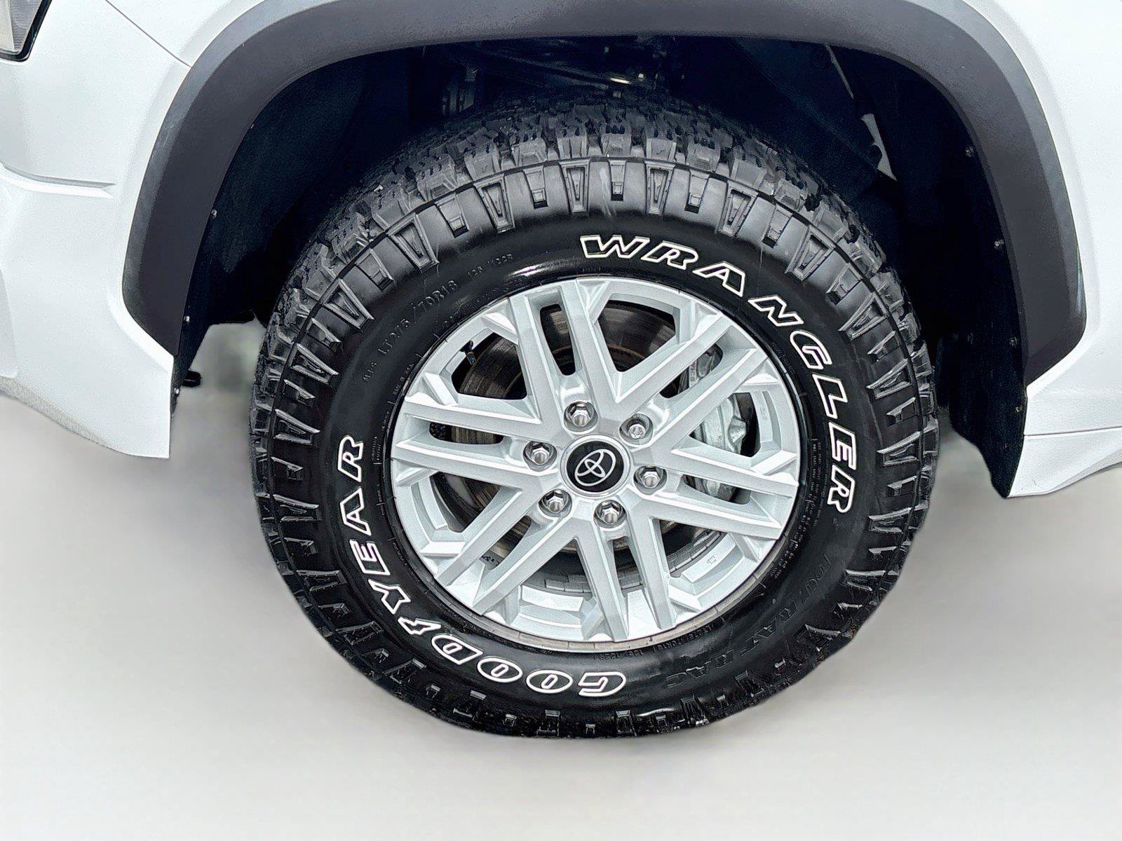 Used 2024 Toyota Tundra SR5 RWD image 29