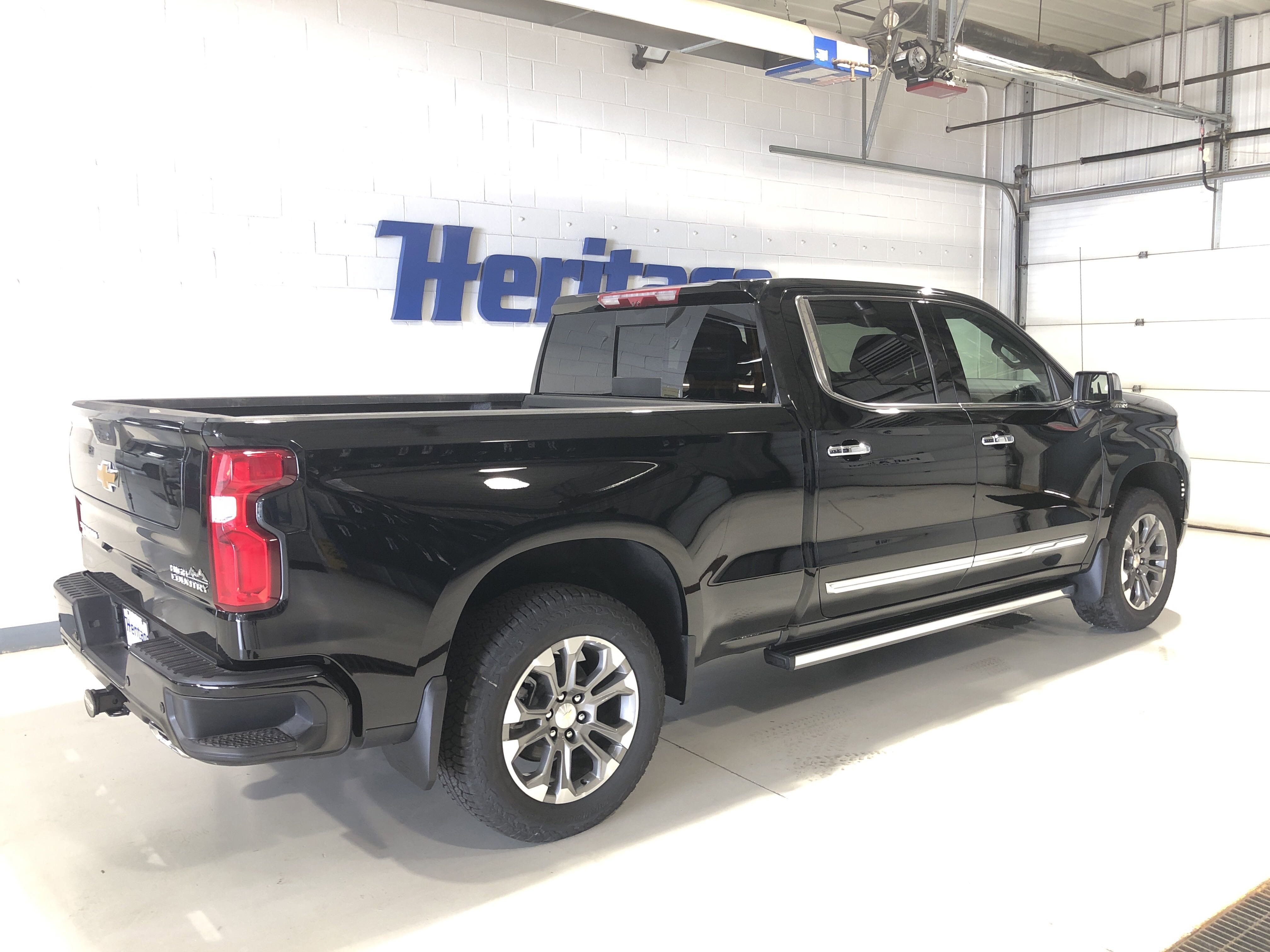 New 2025 Chevrolet Silverado 1500 High Country w/ Technology Package image 4
