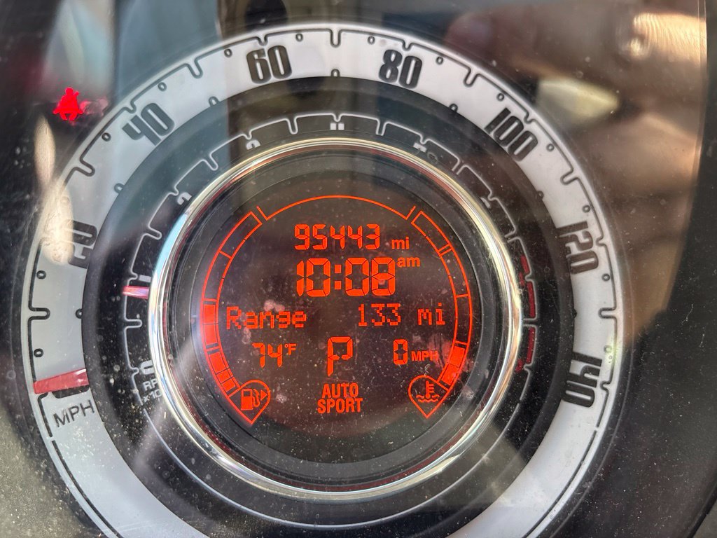 Used 2013 FIAT 500 Pop FWD image 16