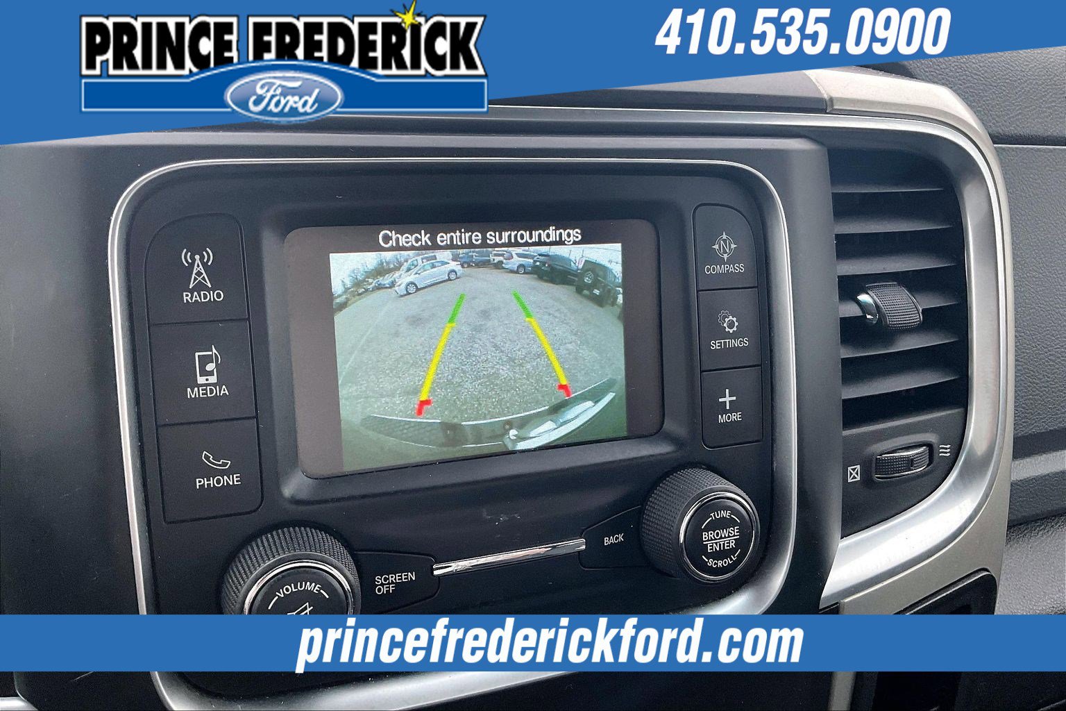 Used 2020 RAM 1500 Classic SLT image 20