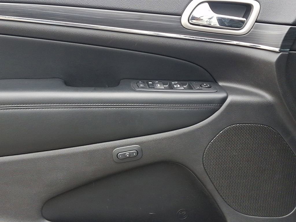 Used 2020 Jeep Grand Cherokee Limited w/ Luxury Group II image 13