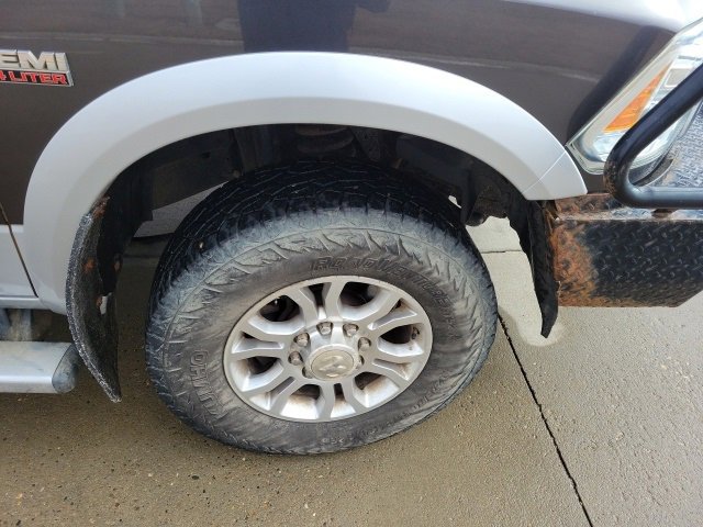 Used 2014 RAM 2500 Laramie w/ Convenience Group image 25