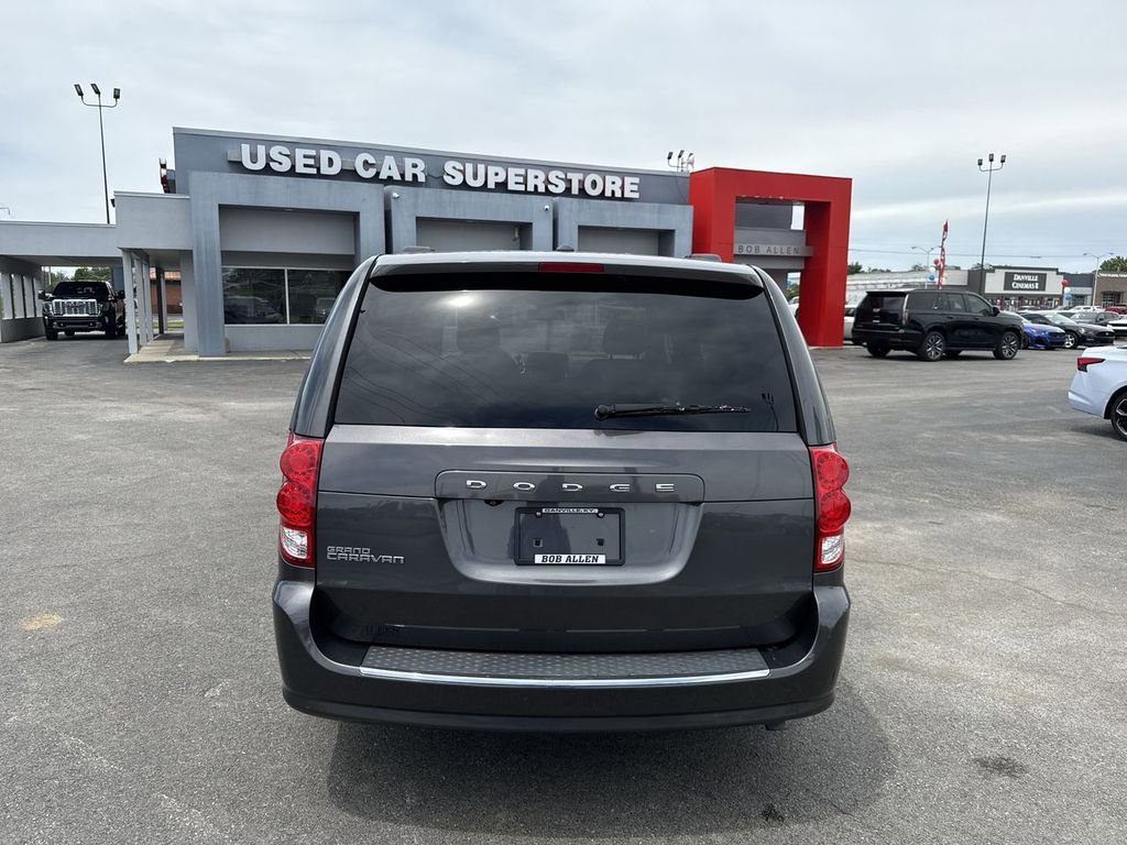 Used 2019 Dodge Grand Caravan SE FWD image 18