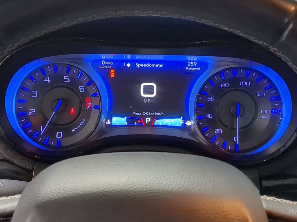 Used 2018 Chrysler 300 S w/ 300S Premium Group AWD/4WD image 37