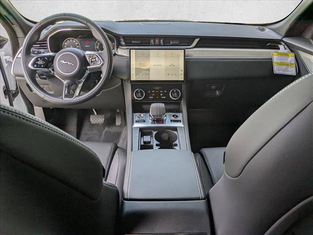 Certified 2026 Jaguar F-PACE R-Dynamic S AWD/4WD image 14