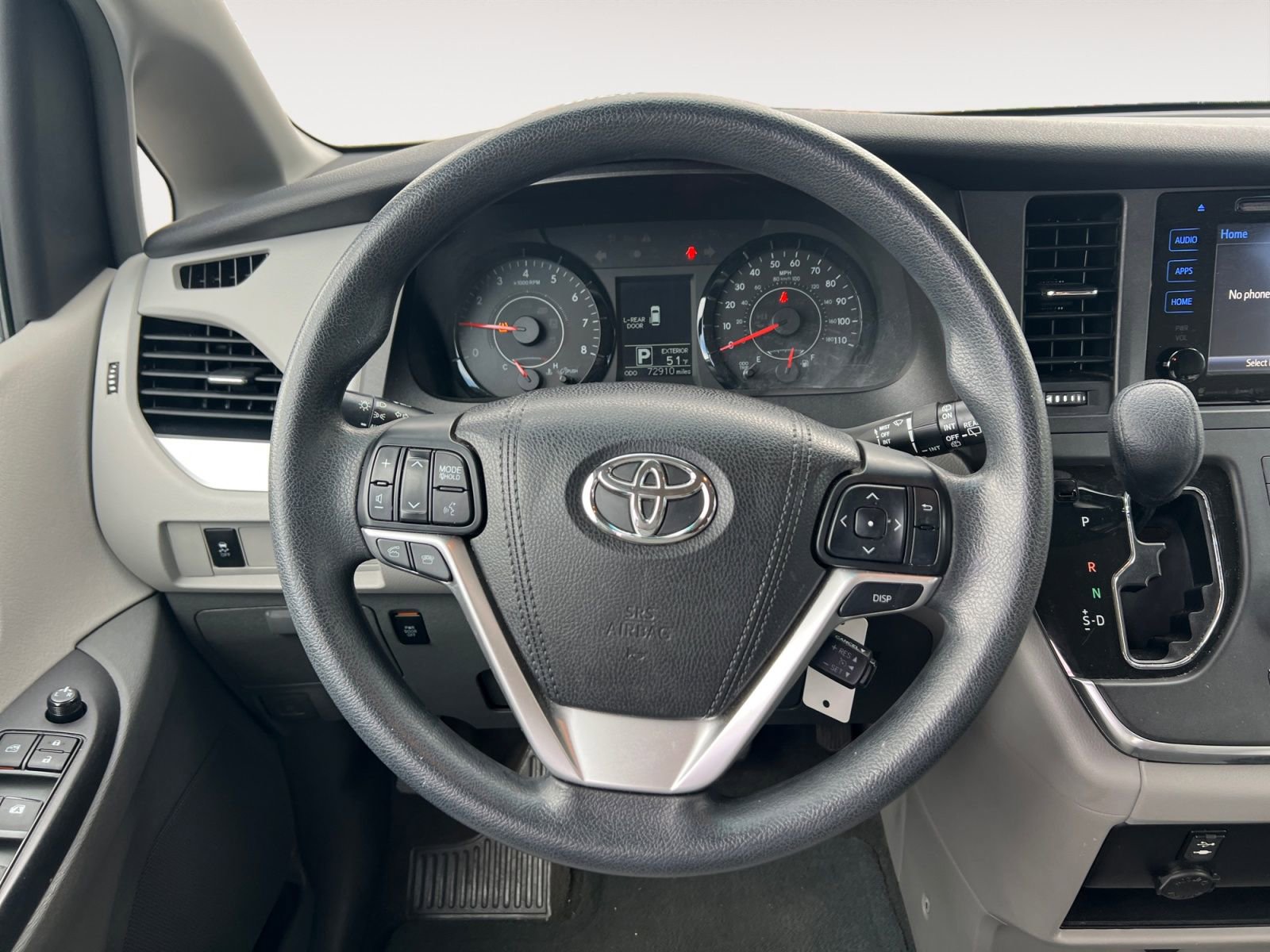 Used 2017 Toyota Sienna LE FWD image 12