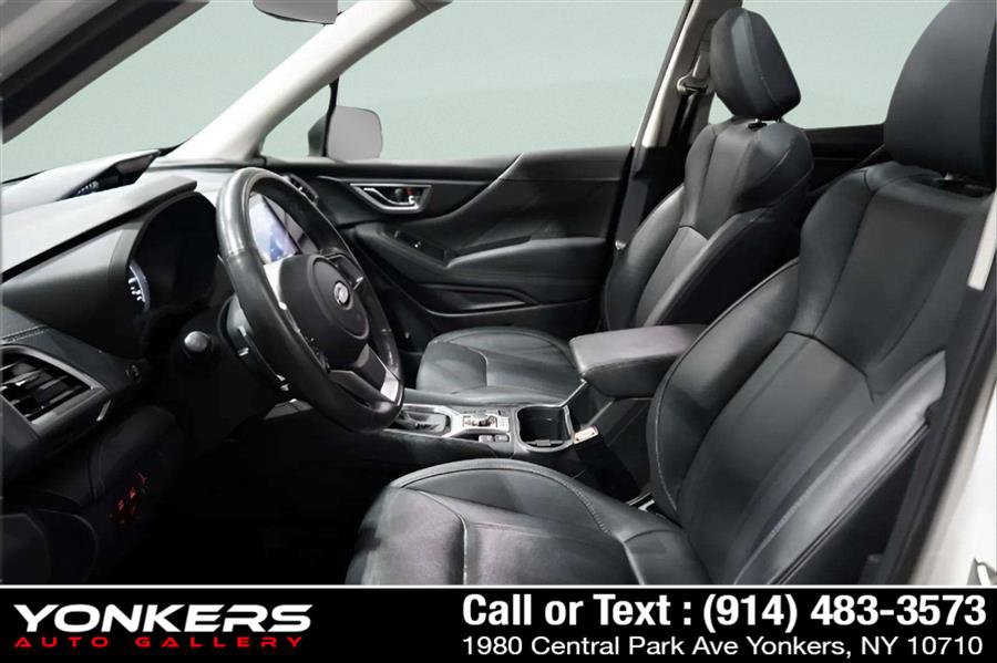 Used 2022 Subaru Forester Touring AWD/4WD image 41