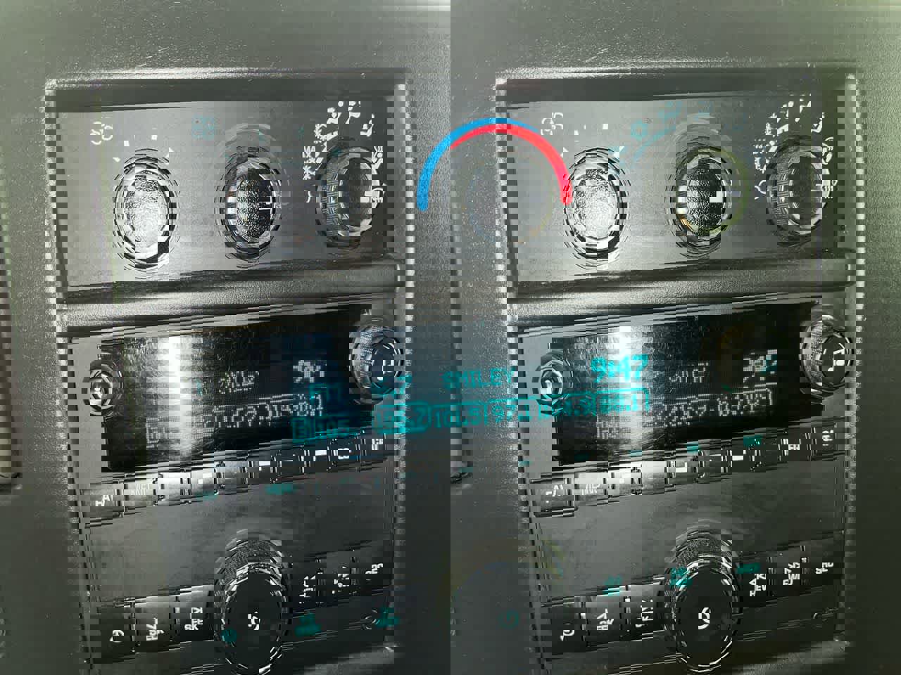 Used 2020 Chevrolet Express 2500 image 17