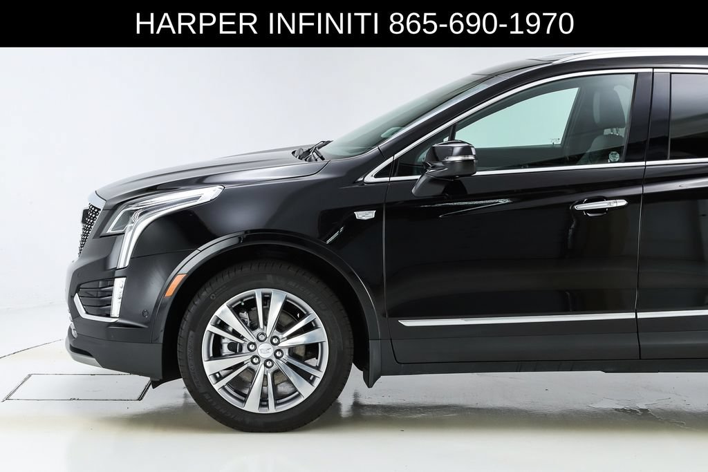 Used 2025 Cadillac XT5 Premium Luxury w/ Technology Package FWD image 3