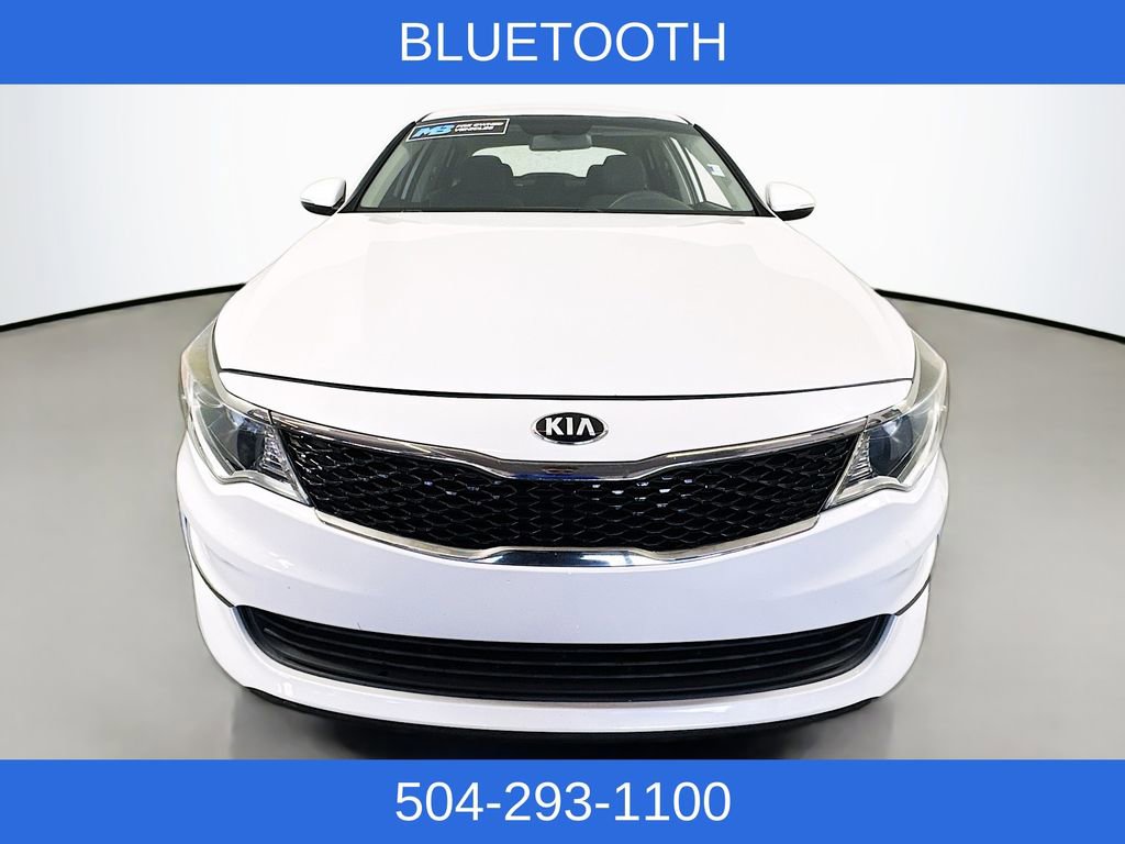 Used 2018 Kia Optima LX w/ 17" Alloy Wheels Package image 2