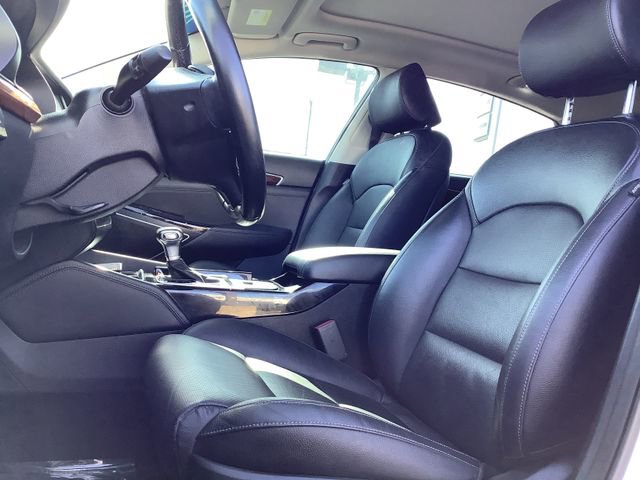 Used 2019 Kia Cadenza Technology image 8
