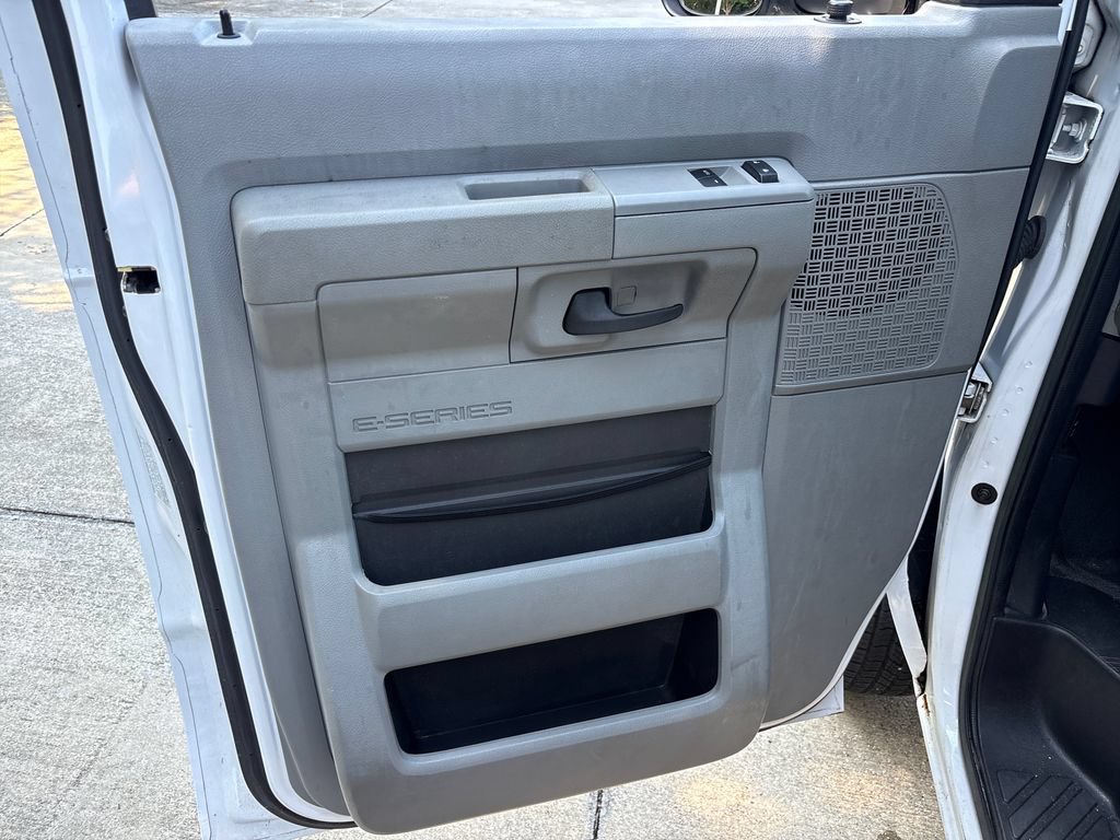 Used 2016 Ford E-350 and Econoline 350 Super Duty w/ Power Windows & Locks Group RWD image 16