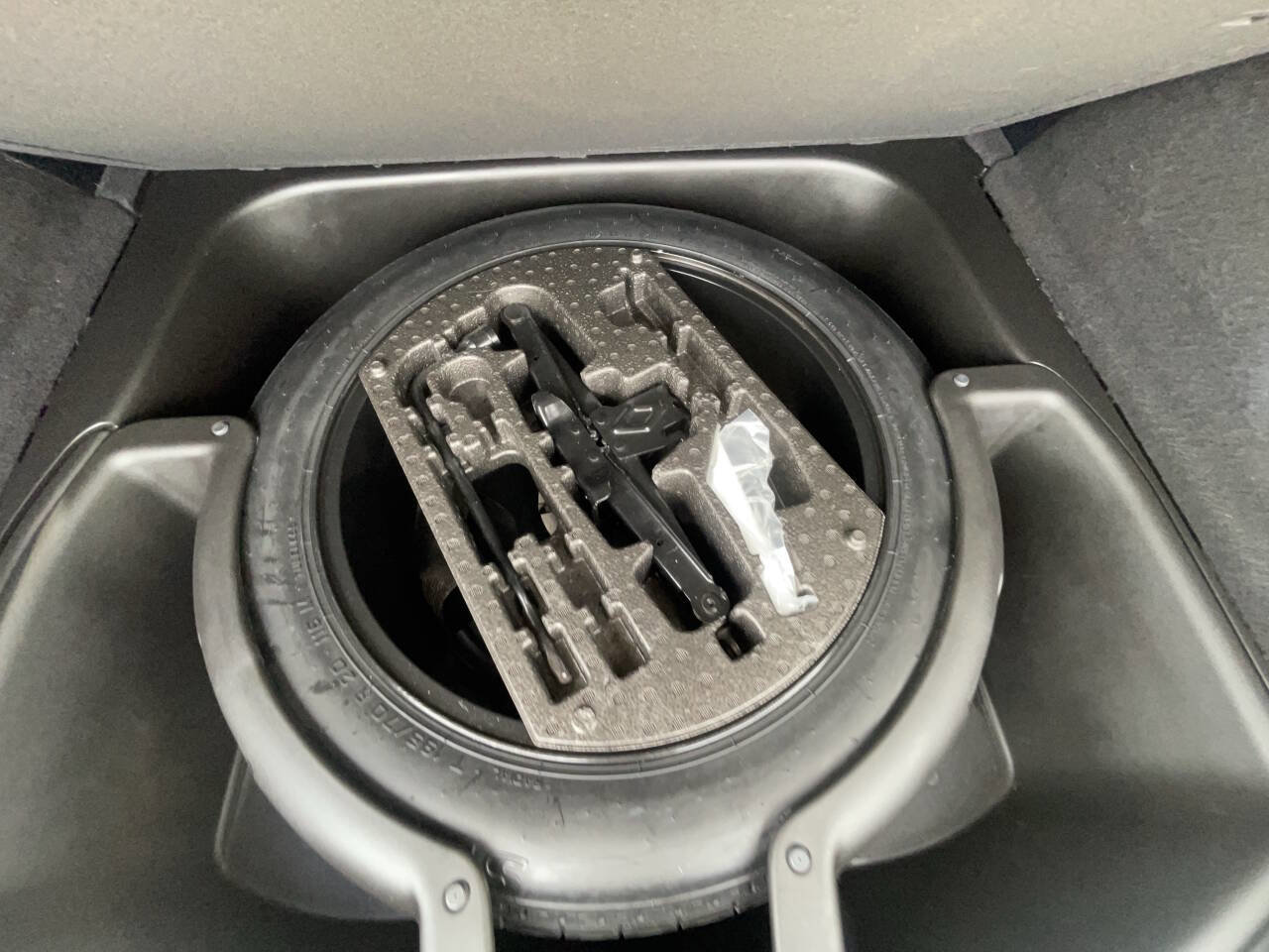 Used 2020 Jeep Grand Cherokee SRT AWD/4WD image 14
